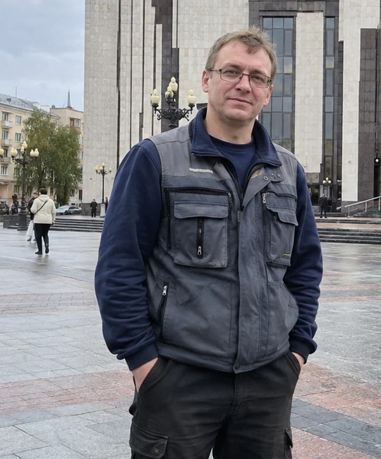 Михаил Олегович, мастер по телевизорам